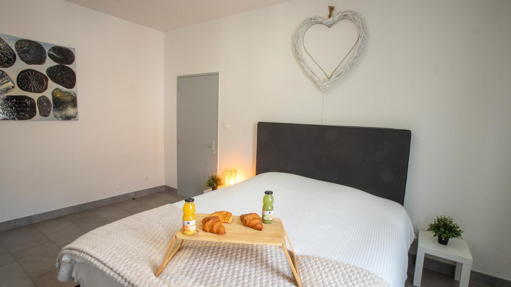 Apparemment T3 Au Coeur Champenois Charly-sur-Marne Exterior foto
